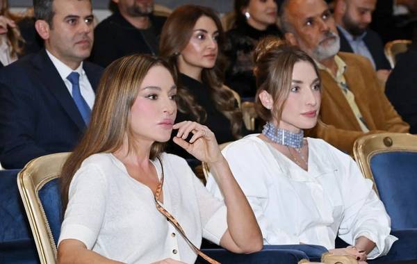 Mehriban Əliyeva Qağayı tamaşasının təqdimatında iştirak edib - FOTOLAR