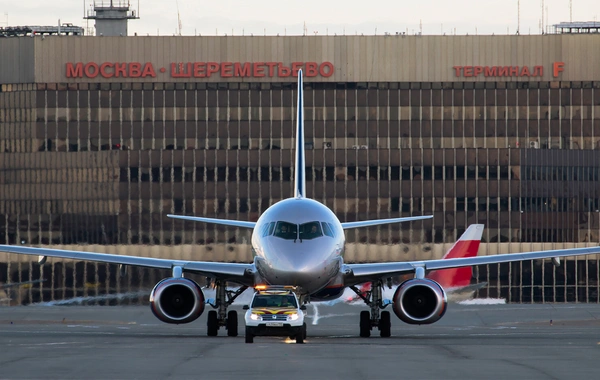 4 aeroport bağlandı, sərnişinlər sığınacaqlara təxliyə olundu - Moskvada PUA həyəcanı