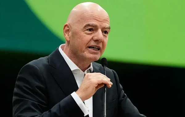 FIFA prezidenti Sabah - Qarabağ oyunundan yazdı