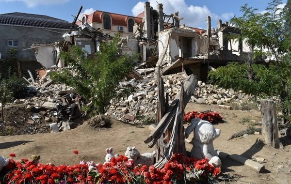 Ermənistanın Gəncədə törətdiyi növbəti terrordan altı il ötür