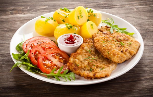 Kotlet üçün bu əti çox alırlar, amma düzgün bişirilməsə, quru və sərt olur