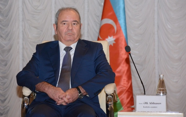  Onun psixi durumu normal deyil