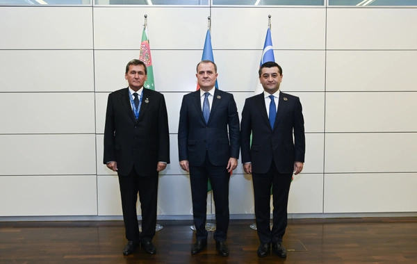 Azərbaycan, Özbəkistan və Türkmənistan XİN başçıları üçtərəfli əməkdaşlığı müzakirə ediblər
