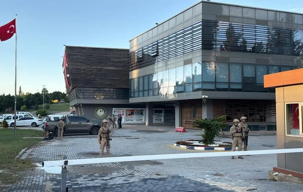 Türkiyədə bələdiyyədə əməliyyat: Çox sayda şəxs saxlanılıb