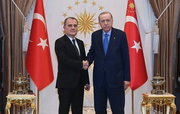 Azərbaycan və Türkiyə arasında müttəfiqlik əlaqələrinin gücləndirilməsi müzakirə olunub