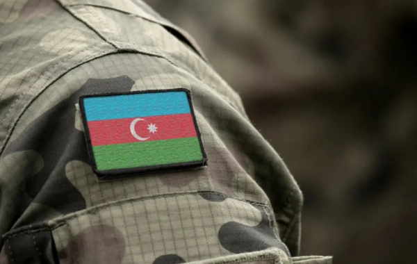 Hərbçilərin rütbələri ilə bağlı qaydalar dəyişir